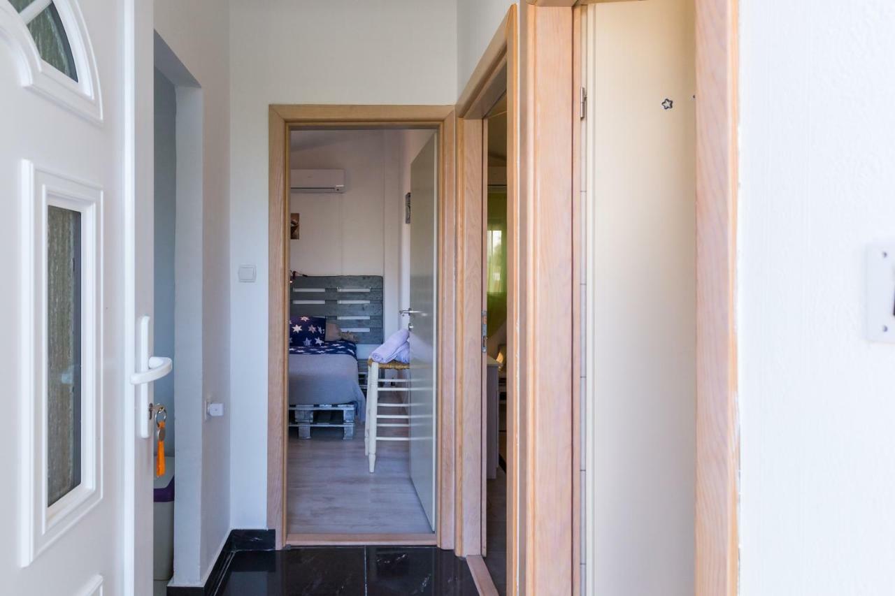 Apartment Marija เพทรอซาเน ภายนอก รูปภาพ